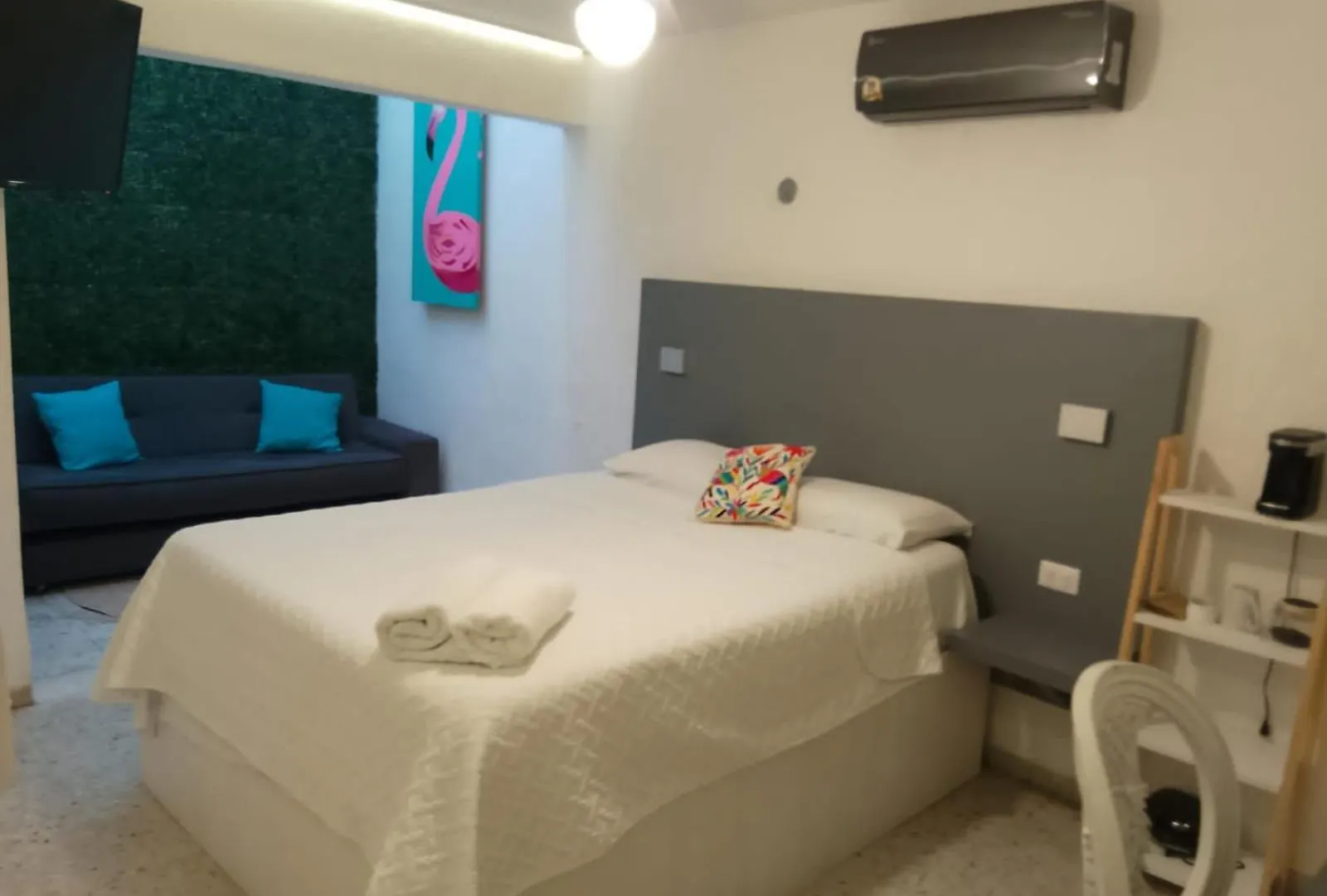 Hotel Downtown ميريدا